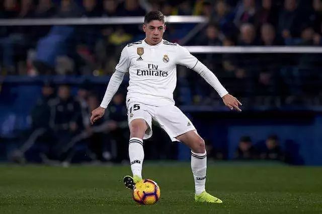 弗赖堡青春风暴席卷德甲,U23小将集体爆发