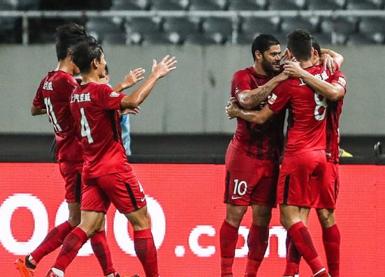 切尔西年轻中卫送乌龙助对手全取三分